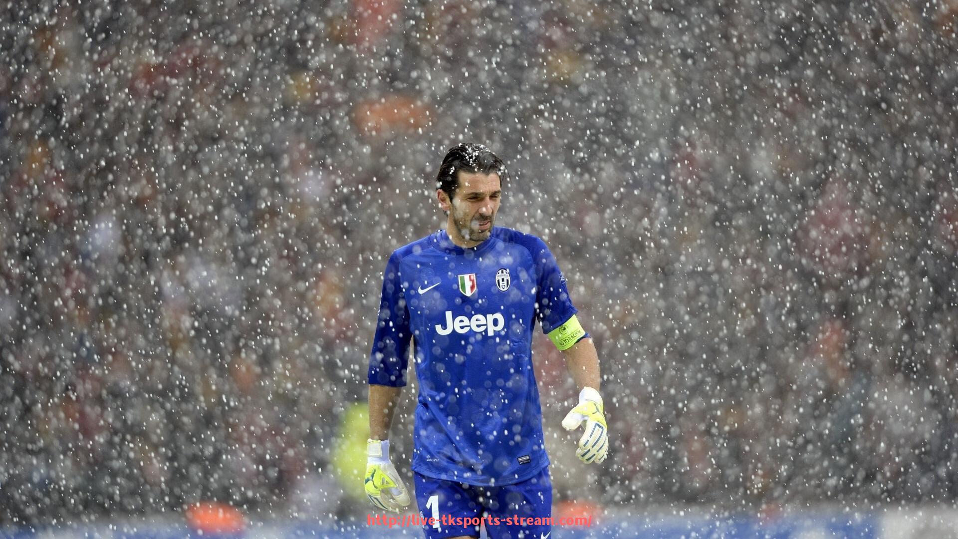 TK体育直播-火箭队悍将贝弗利的防守艺术：用激情打出高效比赛